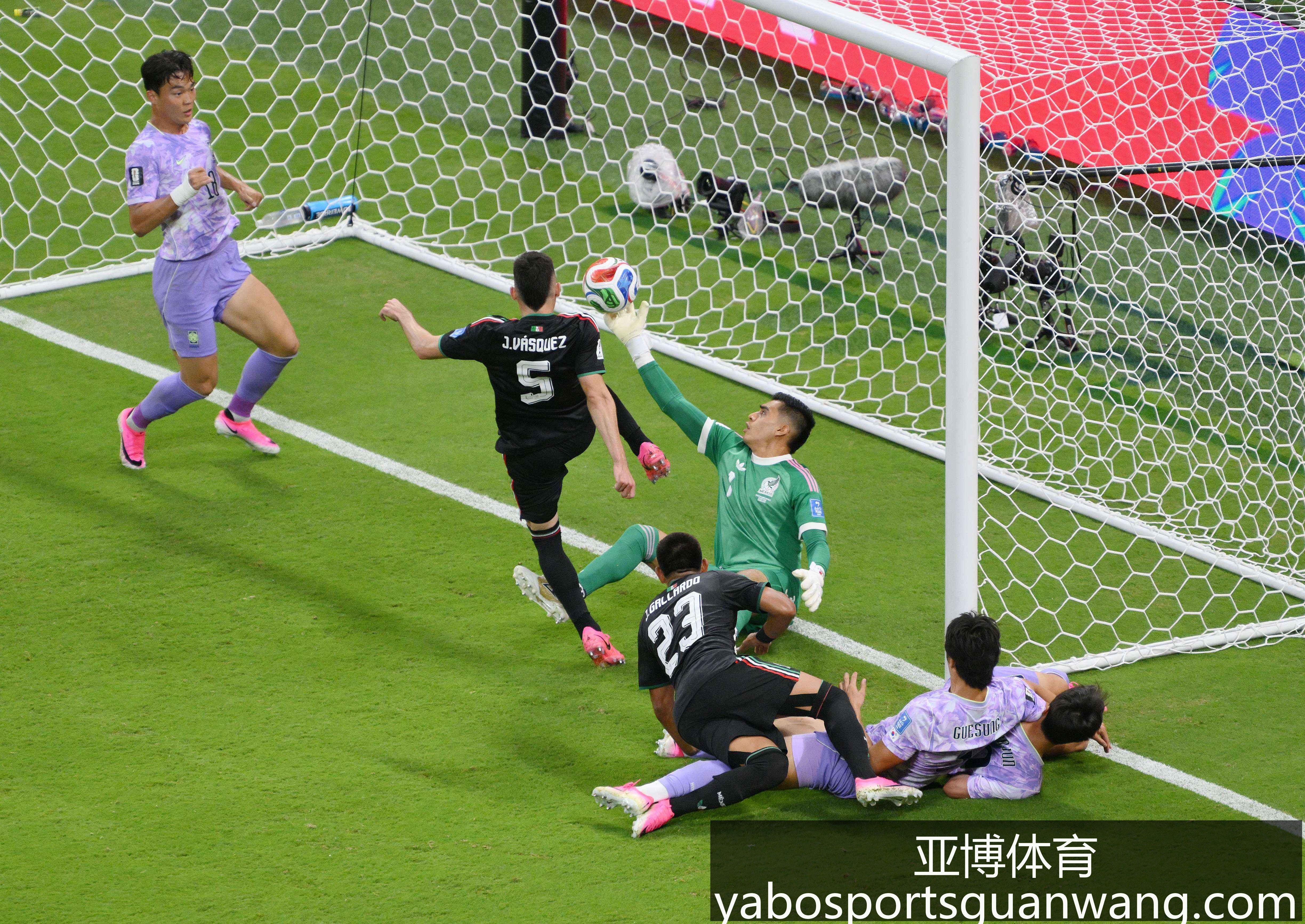 意甲最新战,莱奥破门库,普梅纳斯贡,亚博体育,亚博体育官网,亚博体育app,亚博体育下载